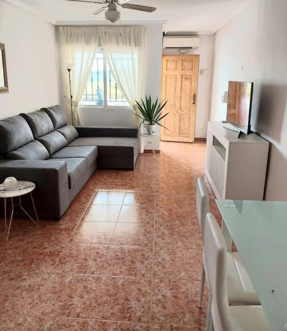 2 Bedroom Apartment. Orihuela. Exterior photo